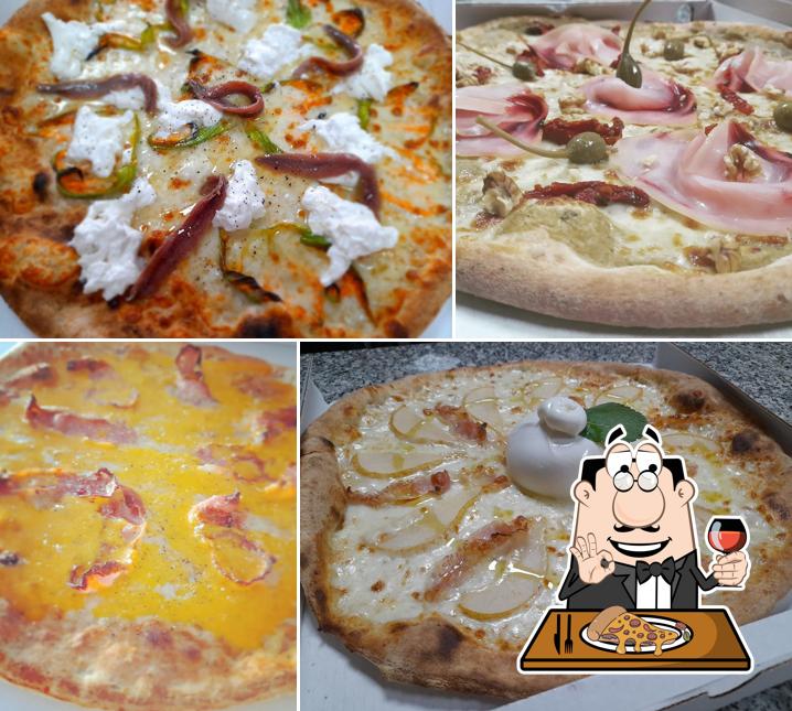 Scegli una pizza a Pizzeria Roma