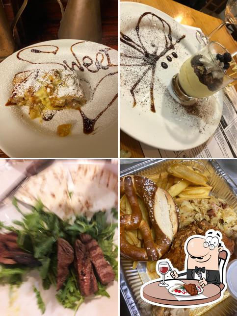 Ordina i un pasto a base di carne a Ristorante L'Angolo Blu
