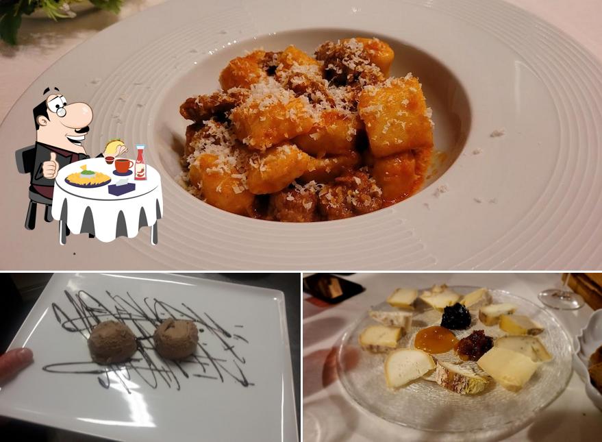 Piatto di formaggi al Ristorante Sabaudia