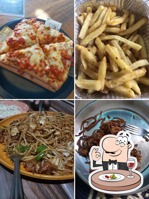 Food at Taste of Chow chow