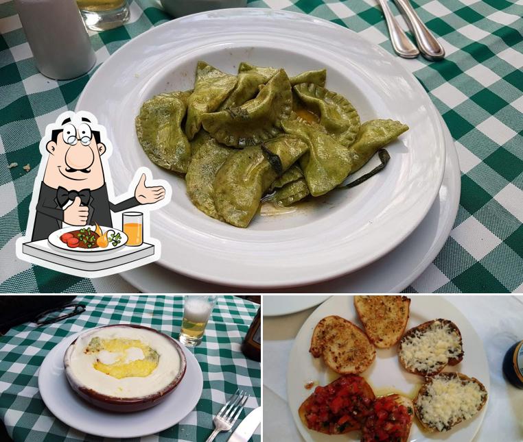 Platos en Vecchio Cappelletti