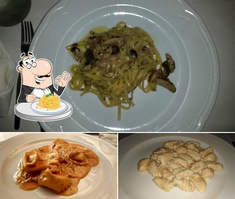 Spaghetti alla carbonara al Ristorante il Vecchio Granaio