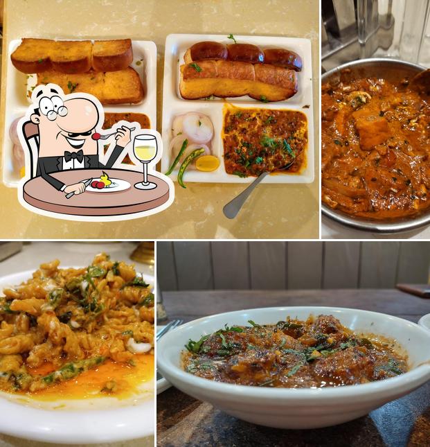 Food at Banda Bawarchee Restaurant