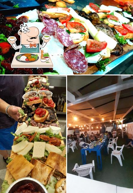 Questa è la immagine che mostra la cibo e interni di Braceria Time