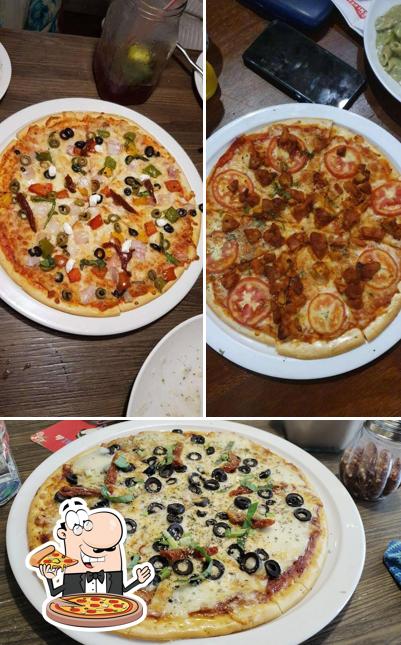 At Cafe Delhi Heights, you can taste pizza