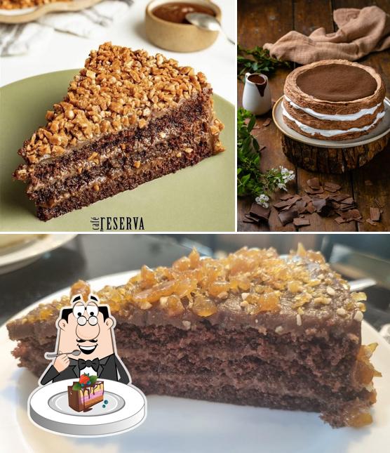 Bolo de chocolate em Café Reserva Cafeteria e Doceria Atelier dos Sabores Tortas doces e salgadas Niterói