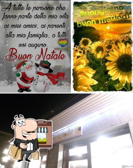 Goditi la vista dagli esterni di Caffè Il Girasole