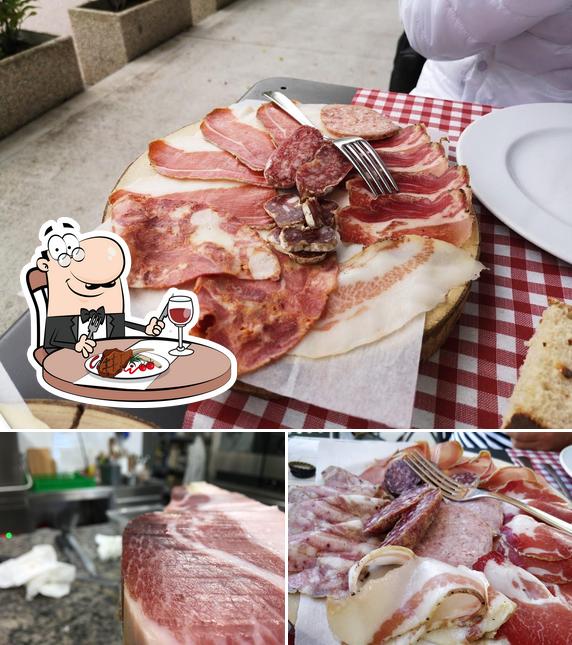 Ordina i piatti di carne a Ristorante Beccofino Norcia
