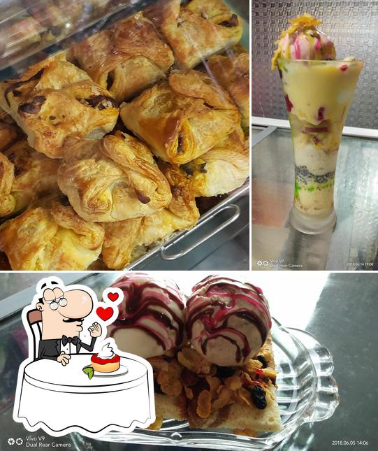 Johnson Bakery offers a selection of desserts