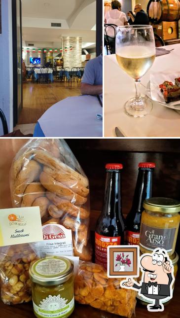 Gli interni di Osteria del Grano Arso