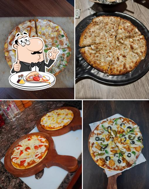Order pizza at Chai maska bar