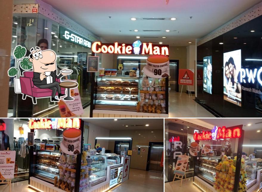 The interior of Cookie Man Gvk one