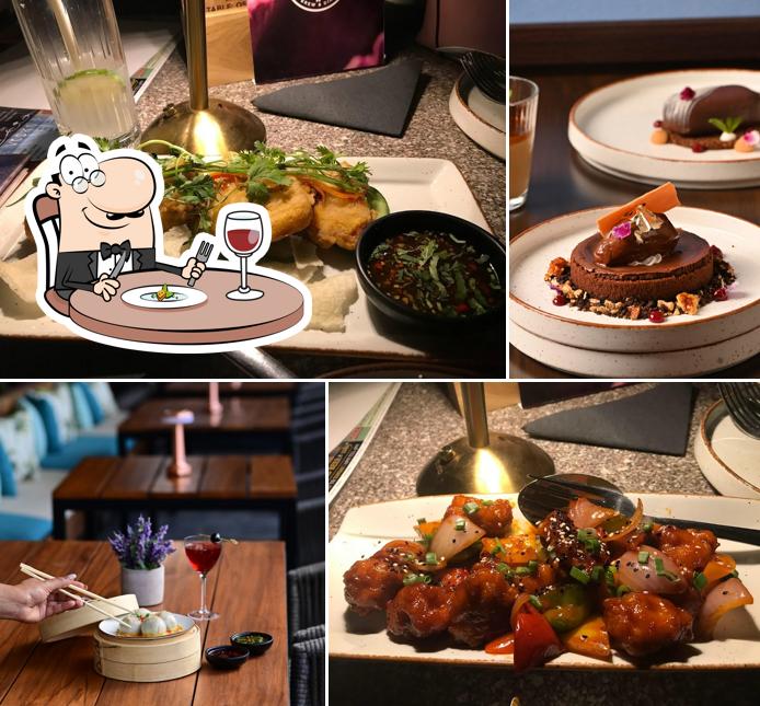 Food at Flow Brew & Dine