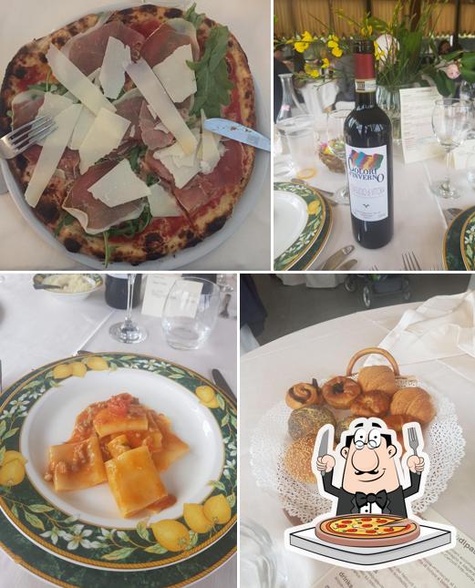 Scegli una pizza a La Reggia