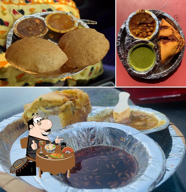 Hamburger at Love Poori Wala (Prashant Vihar)