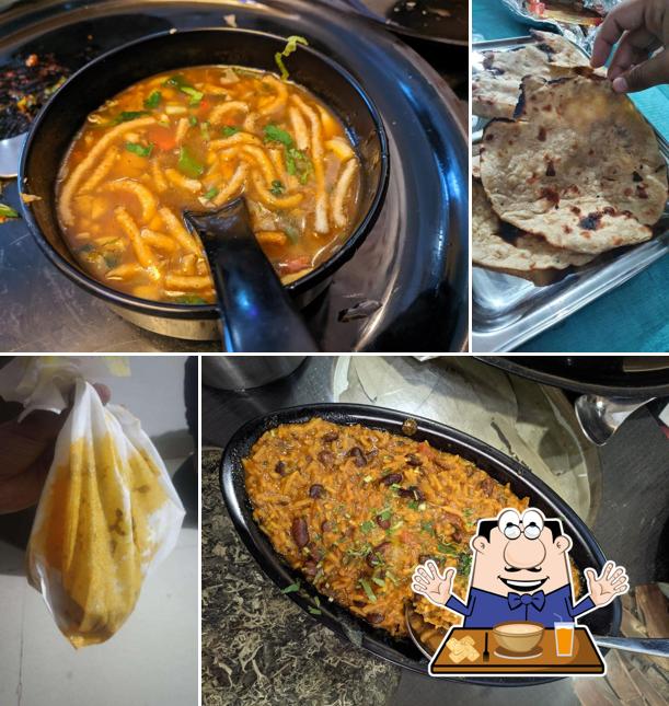 Meals at Maa Ki Rasoi