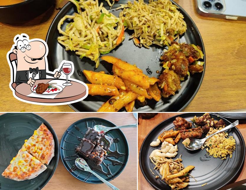 Pick meat meals at Neopolitan Pizza Lunawada
