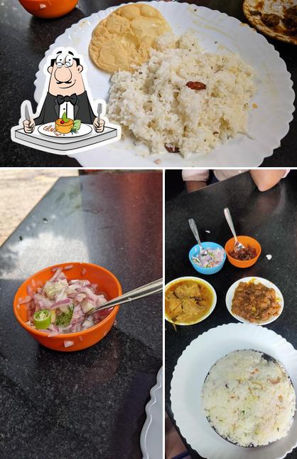 Food at Noushad (Amina) hotel