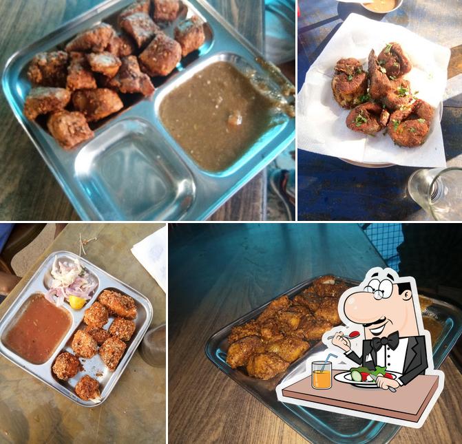 Food at Sec 3 Lucky Chaat