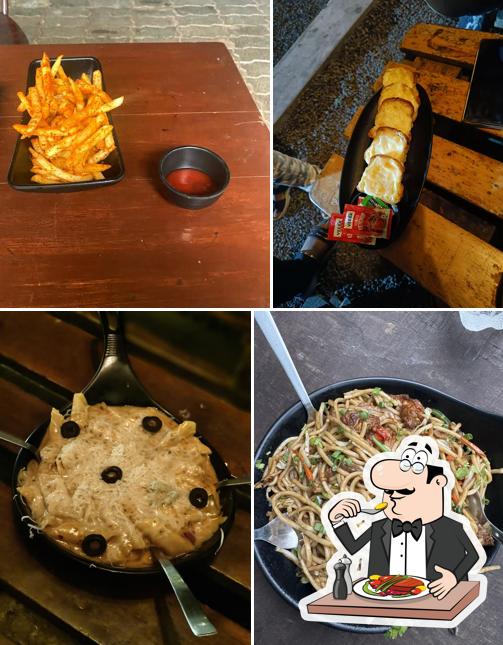 Food at Woodbond Cafe