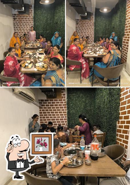 Check out how Namami Thali looks inside