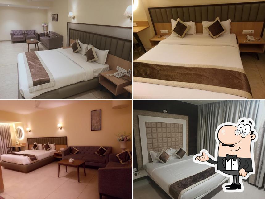 The interior of Rudra Shelter Business Hotel - Hotels in Mumbai Vasai