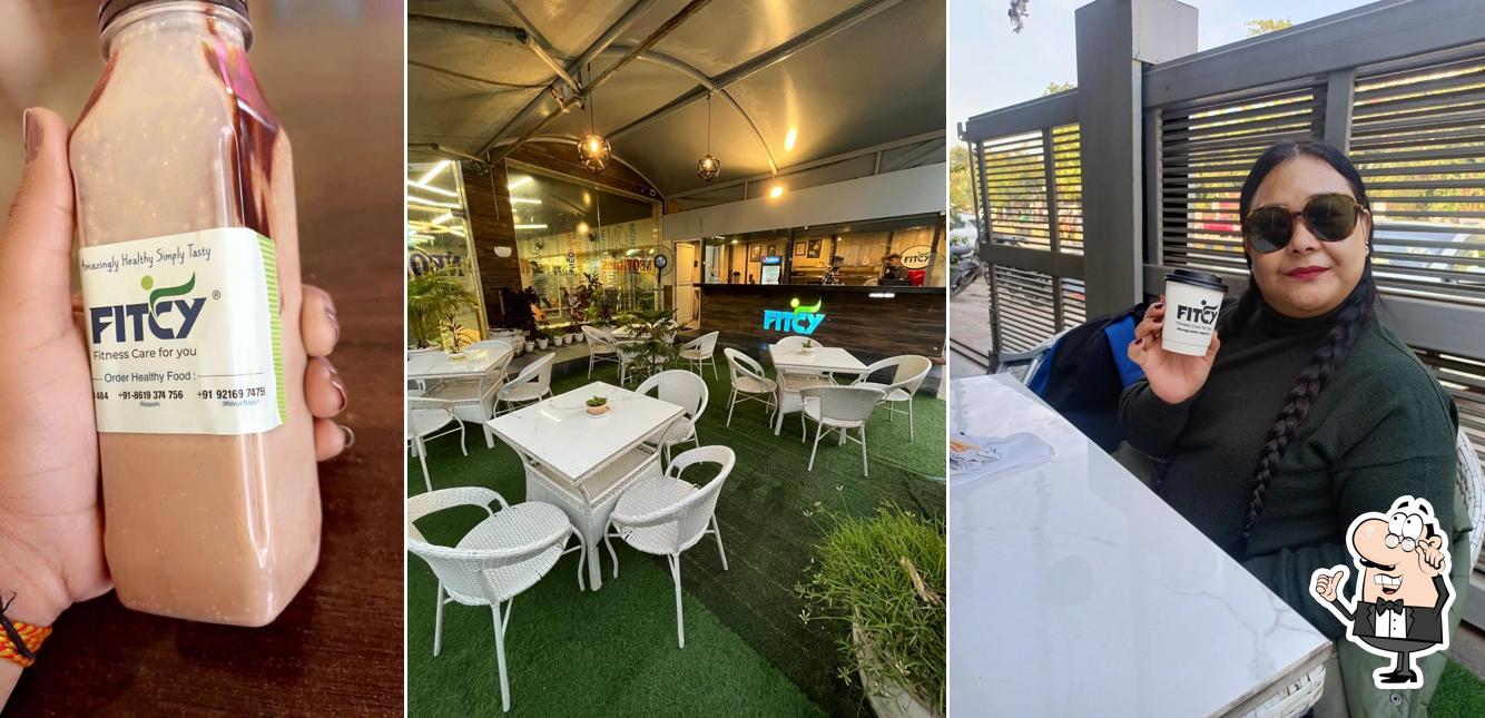 Check out how Fitcy looks inside