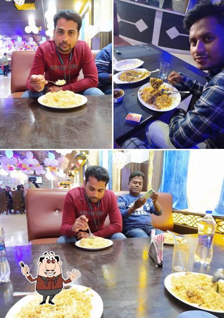 Food at RATNA CAFE