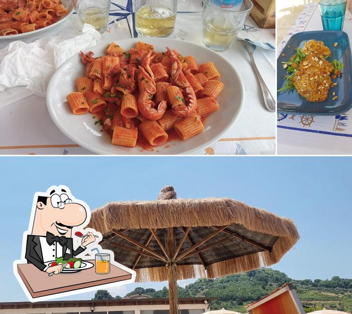 Cibo al Stabilimento Ippocampo Beach