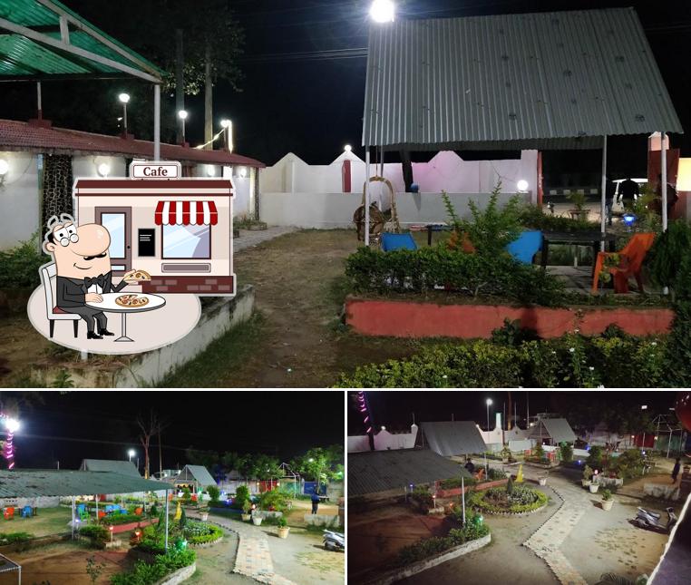 Take a look at the outside area of Khalsa Dhaba