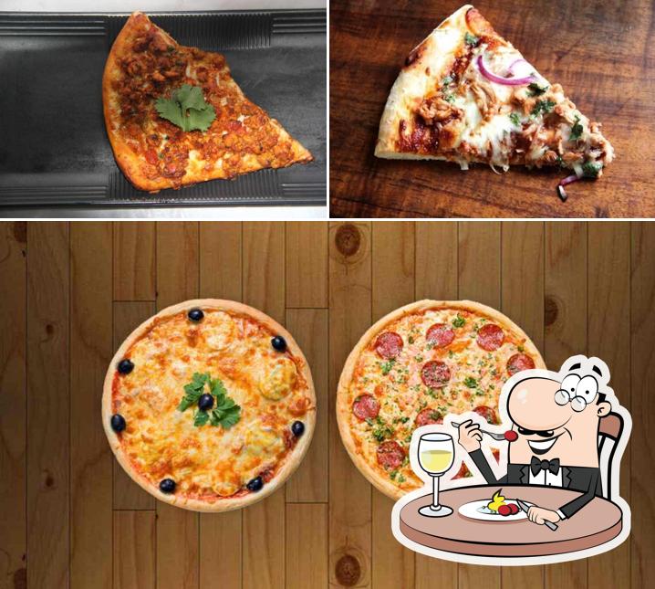 Food at Pizzaman