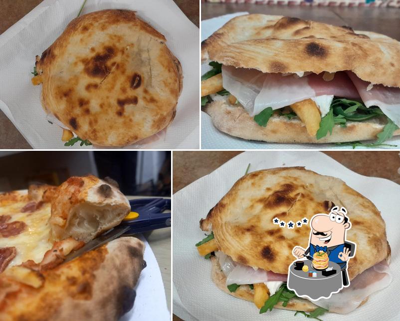 Cibo al PIZZA PIÙ NUORO