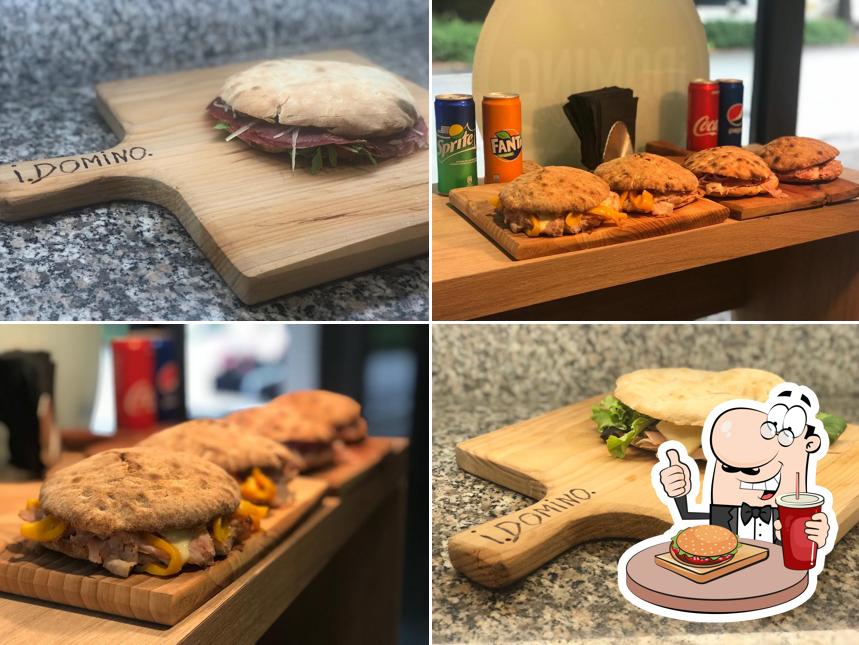Ordina un hamburger a Pizzeria d’asporto iDomi