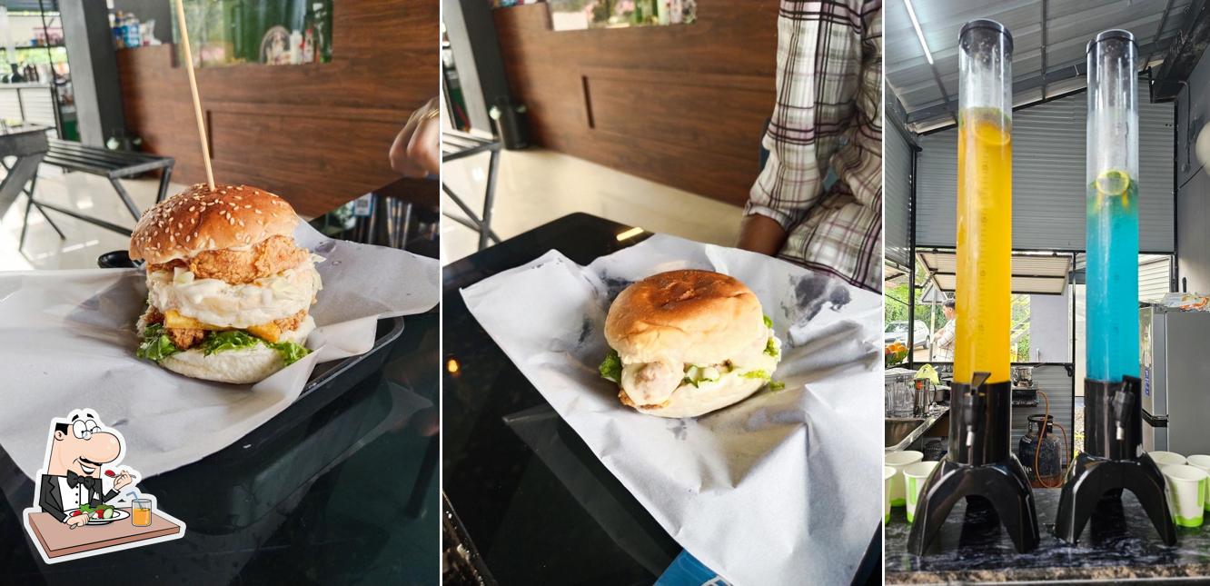 Food at RICHICKEN Cafe