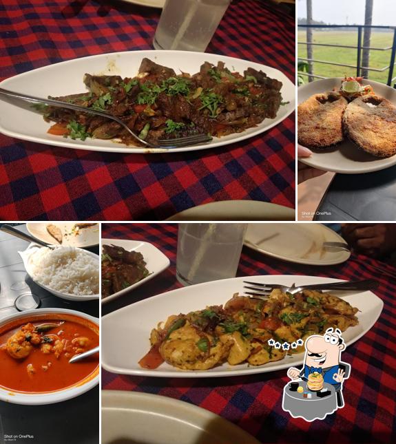Food at RONANS