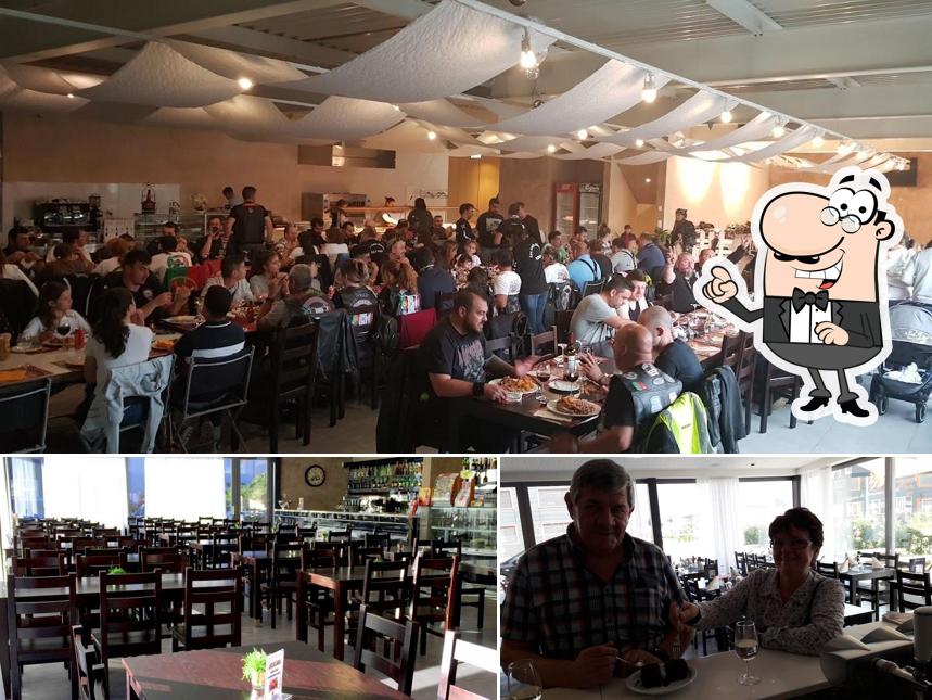 Gli interni di Café-Restaurant Grill Cristal