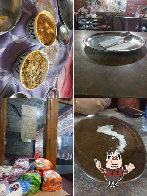 Food at Maini Restaurant