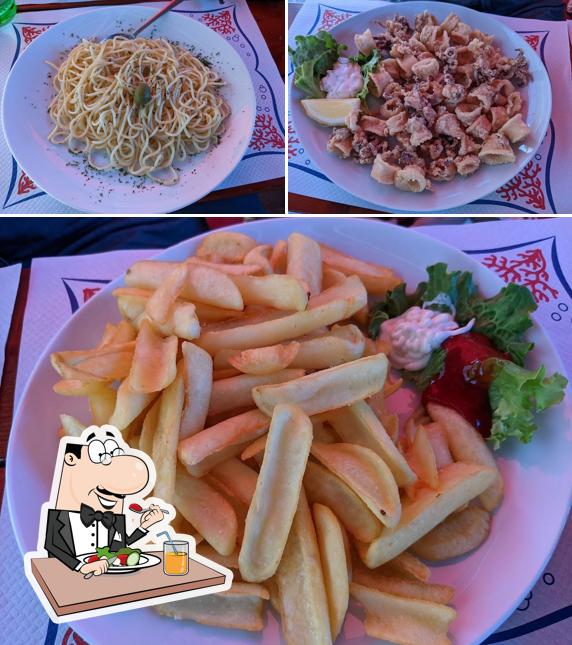Cibo al Curicum Bar, Pizza, Pasta & more