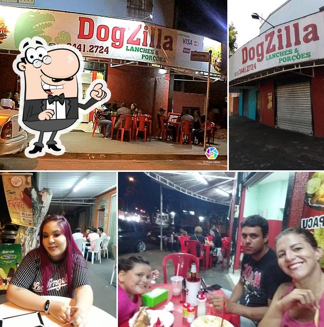 O interior do Dogzilla lanches
