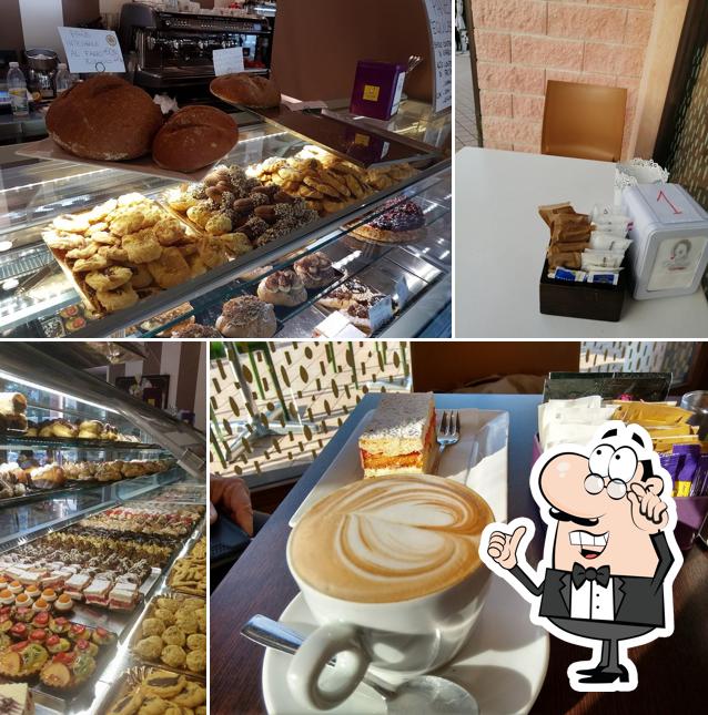 Dai un'occhiata agli interni di Chicchi di Zucchero pasticceria, gelateria, caffetteria