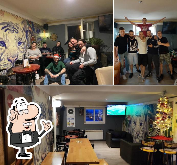 Gli interni di Caffe Bar Zona