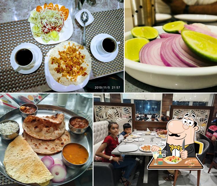 Meals at HONEST RESTAURANT