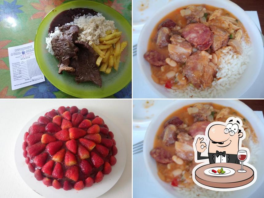 Platos en Self-Service Vaca Atolada