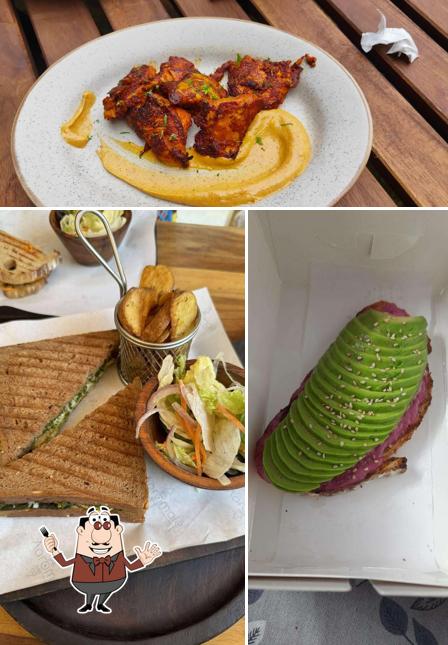 Food at Aaromale - Cafe & Creative Community