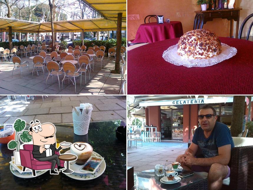 Gli interni di Bar Gelateria Trieste