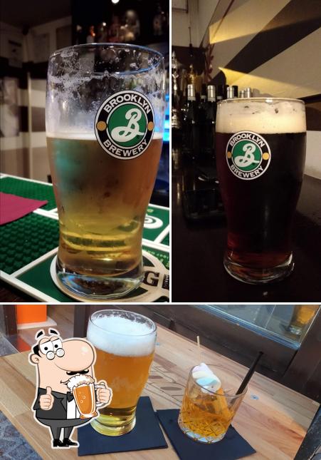 Puoi goderti un rinfrescante bicchiere di birra chiara o scura