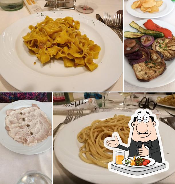Platti al trattoria "Al Cigno"