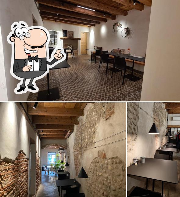 Dai un'occhiata agli interni di Noikos Bistrot