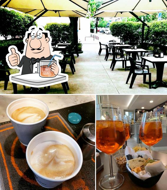 Tra le diverse cose da La Caffetteria di Gaburro Giorgio si possono trovare la bevanda e interni