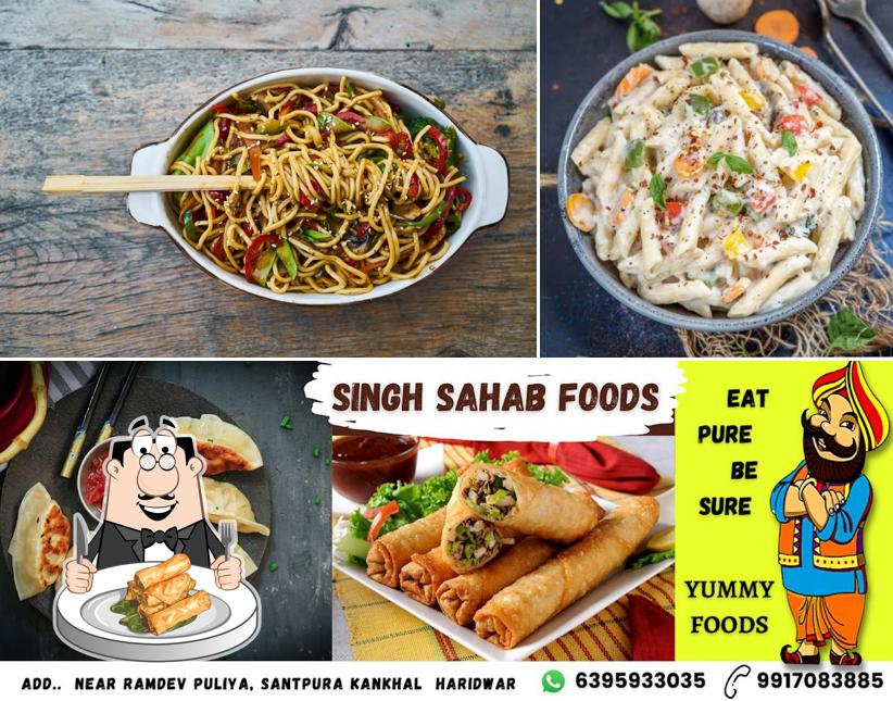 Spring rolls at SINGH SAHAB FOOD CORNER